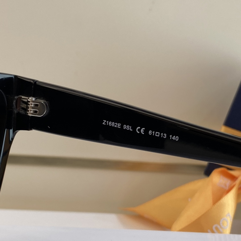 Louis Vuitton 1.1 Evidence Sunglasses     Z1682W - PerfectKickZ