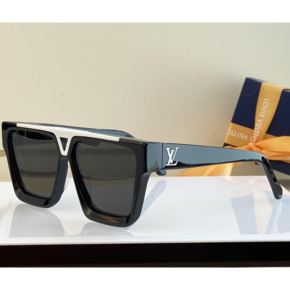 Louis Vuitton 1.1 Evidence Sunglasses     Z1682W - PerfectKickZ