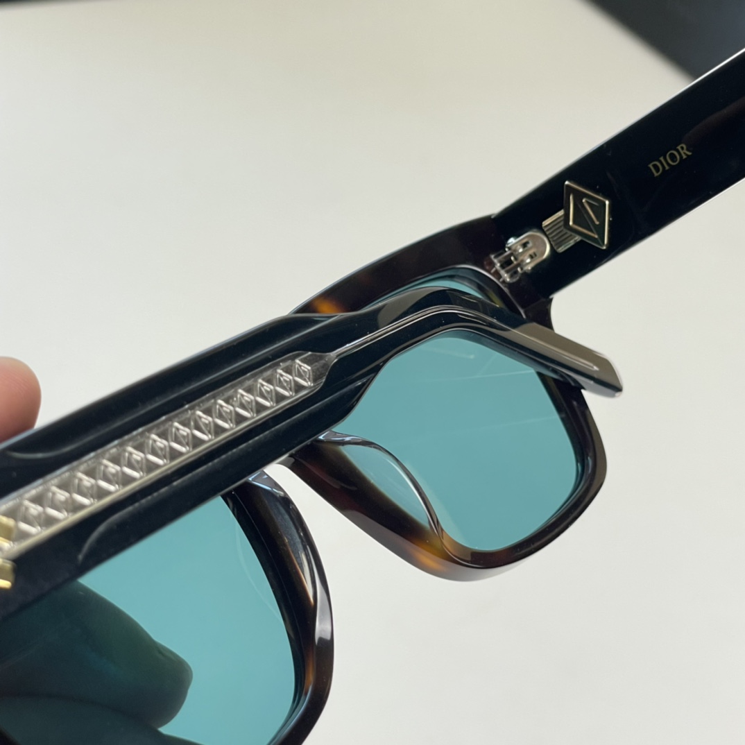 Dior CD Diamond S2I Sunglasses - PerfectKickZ
