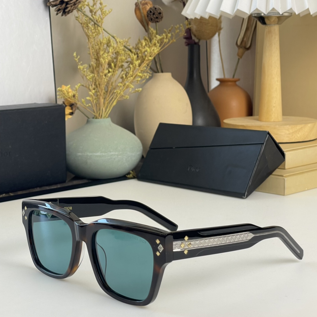 Dior CD Diamond S2I Sunglasses - PerfectKickZ