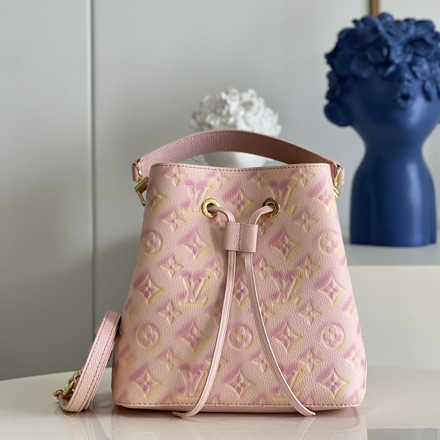 Louis Vuitton Néonoé BB Bucket Bag (20 x 20 x 13 cm)   M46174 - PerfectKickZ