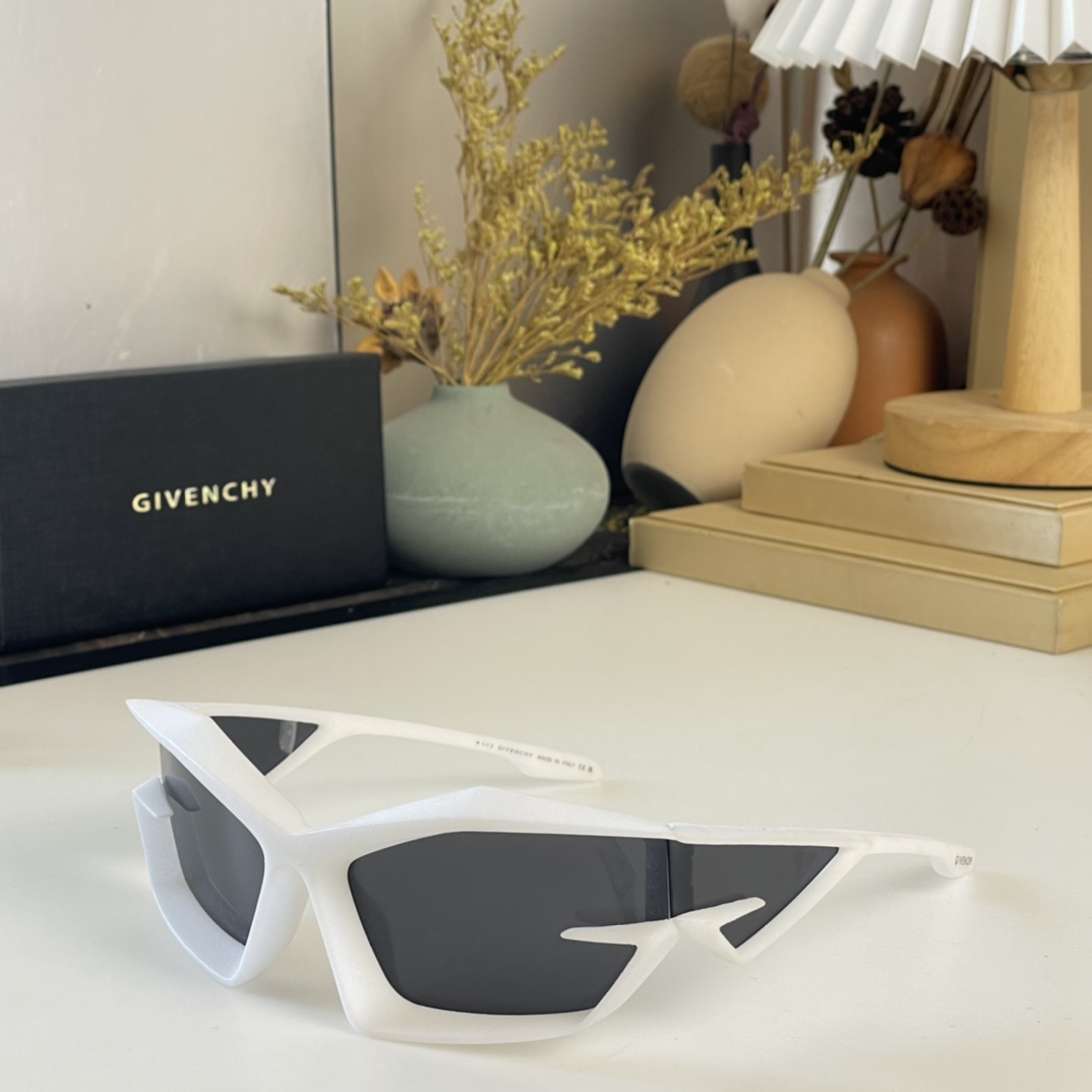 Givenchy Giv Cut sunglasses In Nylon       GV40049  - PerfectKickZ