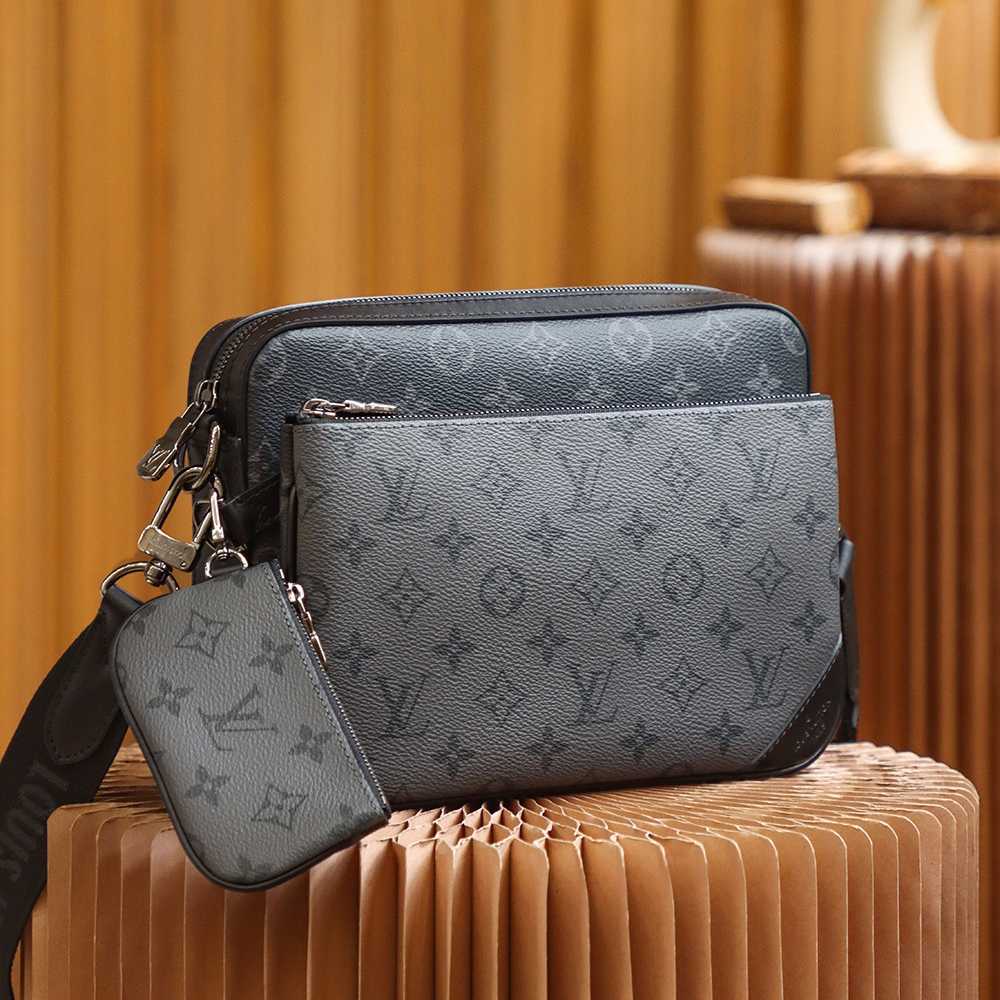 Louis Vuitton Trio Messenger Bag (25*18.5*7cm)     M69443 - PerfectKickZ
