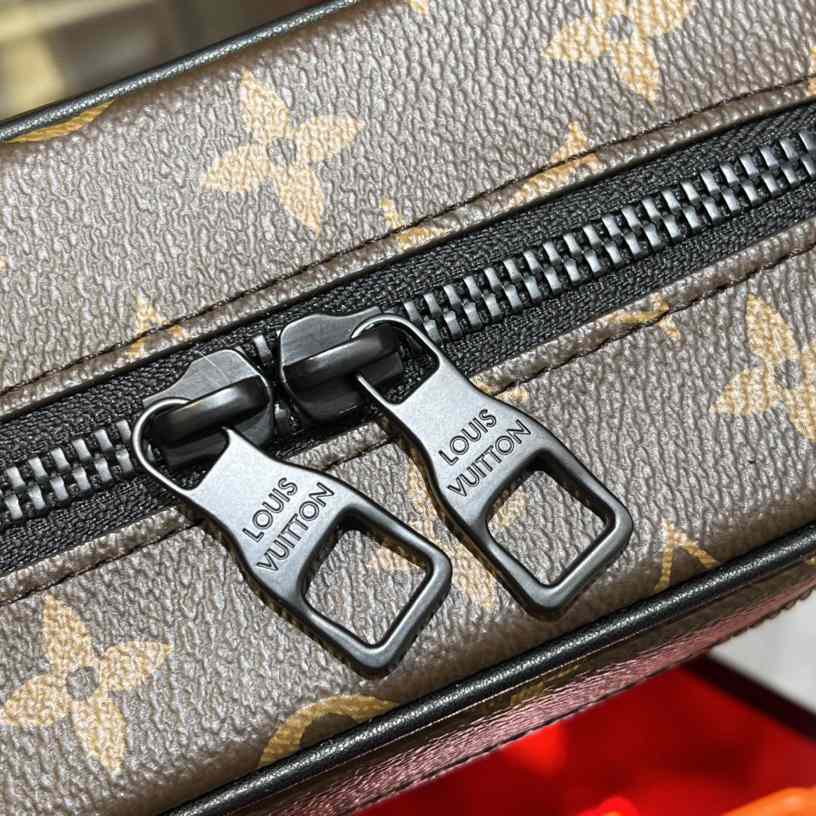 Louis Vuitton Mini Soft Trunk(18.5-13-8cm)   M44480 - PerfectKickZ