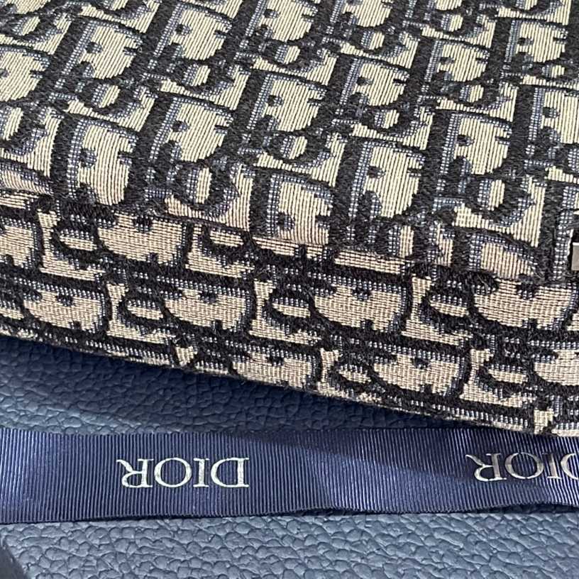 Dior Explorer Pouch With Strap - PerfectKickZ