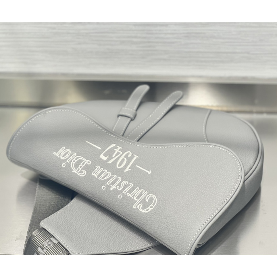 Dior Saddle Bag Dior Gray Grained Calfskin With Christian Dior 1947 Signature (26 x 19 x 4.5CM) - PerfectKickZ