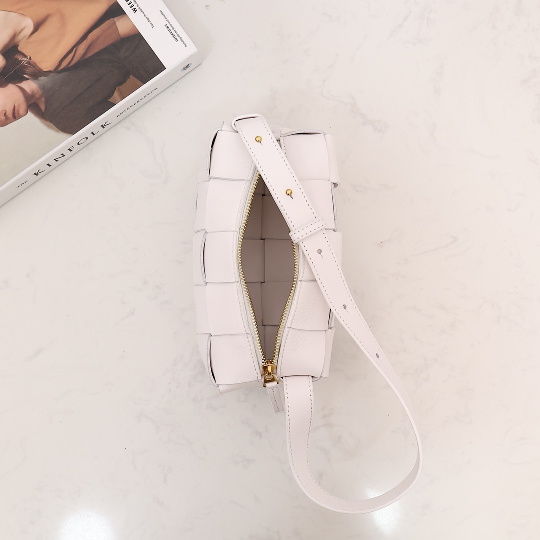 Bottega Veneta Small Brick Cassette - PerfectKickZ