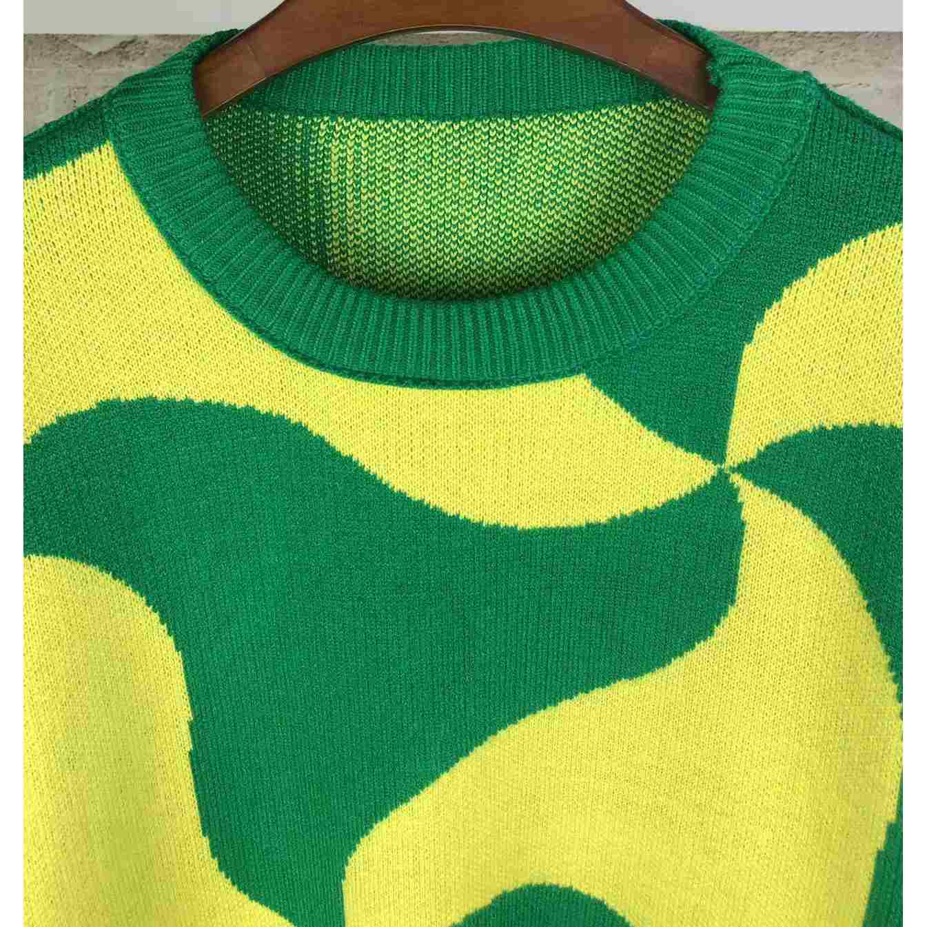 Bottega Veneta Heavyweight Wool Jacquard Wavy Triangle Sweater - PerfectKickZ
