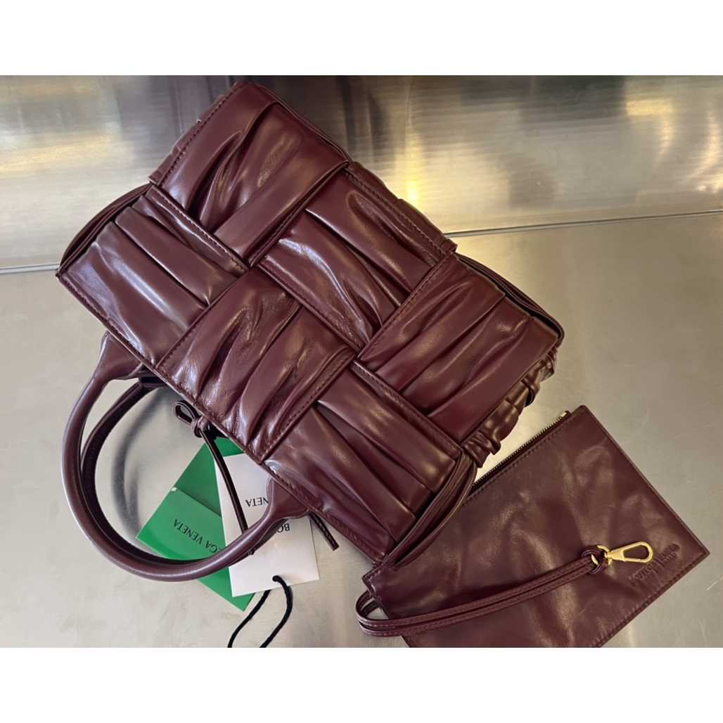 Bottega Veneta Mini Arco Tote Bag - PerfectKickZ