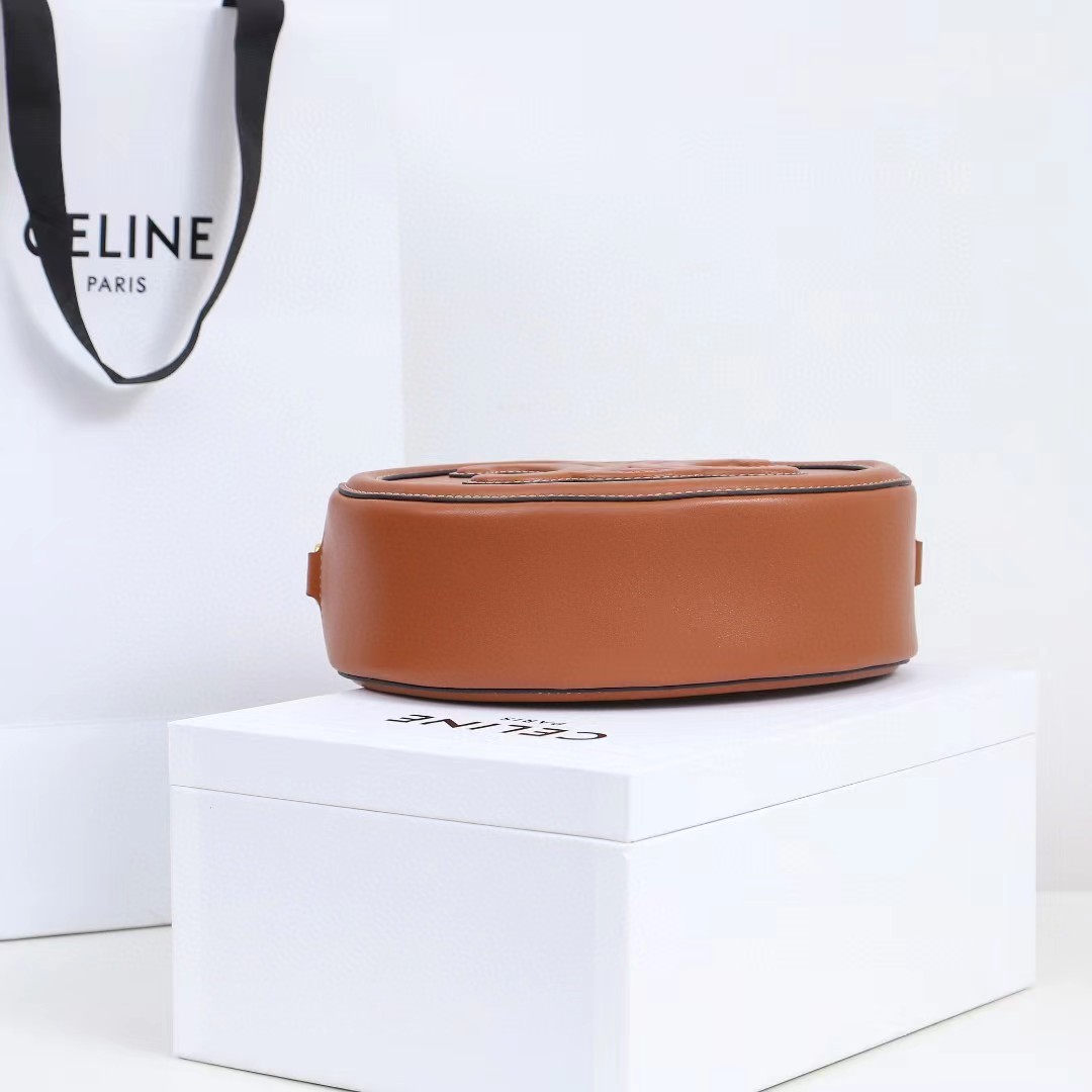 Celine Oval Bag Cuir Triomphe In Smooth Calfskin Tan - PerfectKickZ