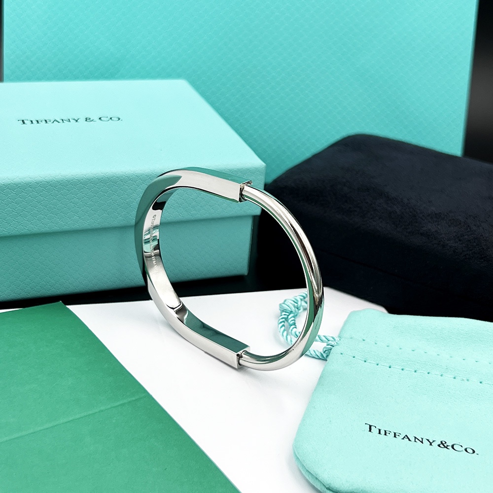 Tiffany&CO Lock Bangle In White Gold - PerfectKickZ