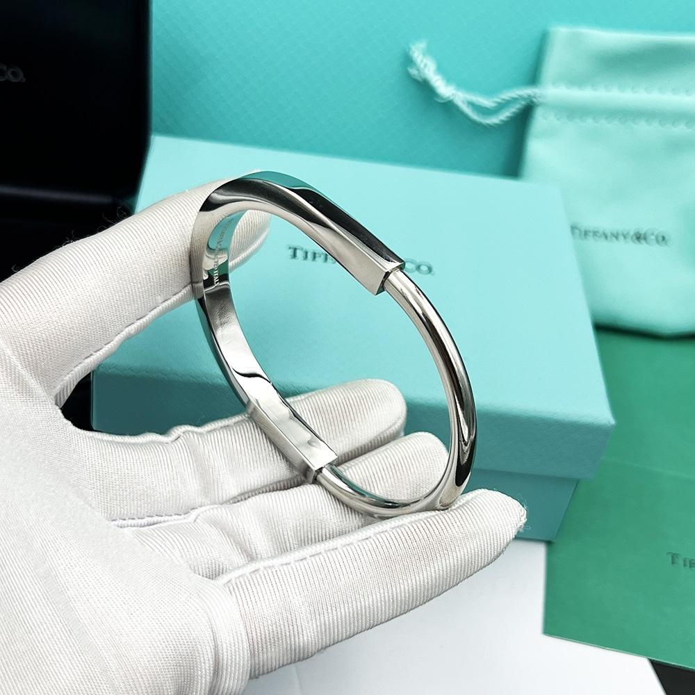 Tiffany&CO Lock Bangle In White Gold - PerfectKickZ