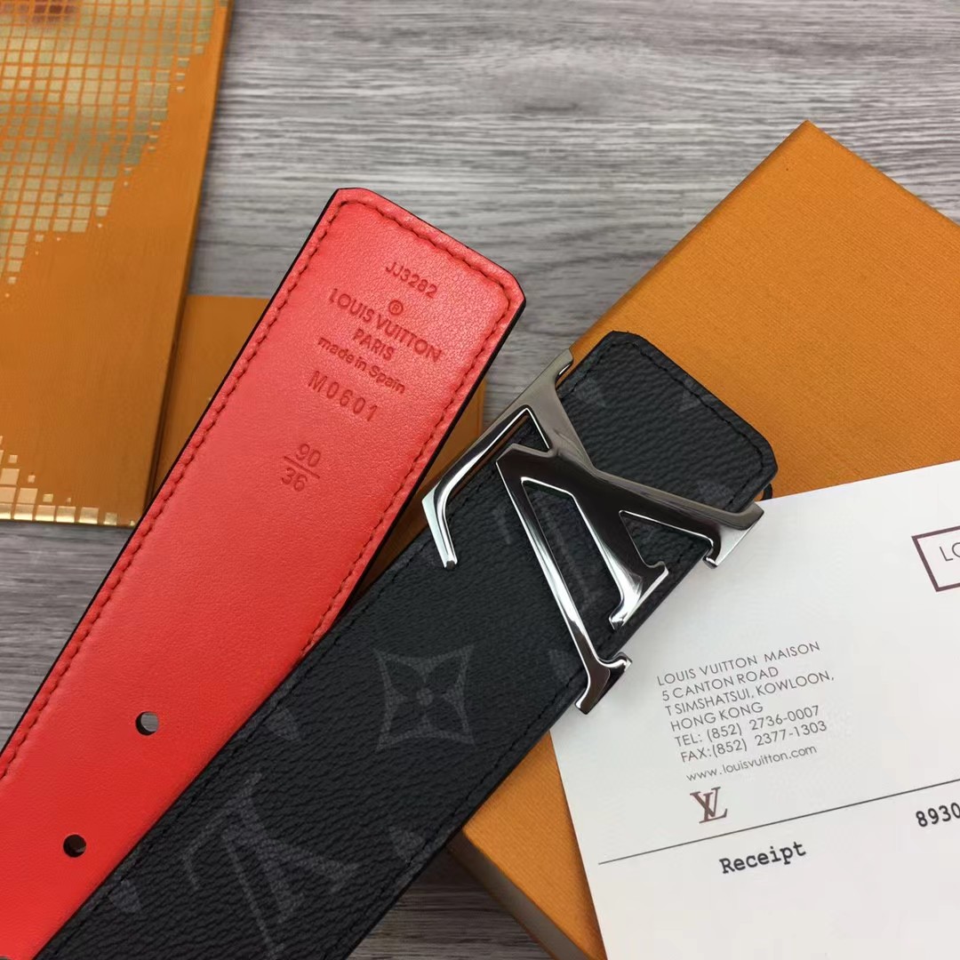 Louis Vuitton LV Initials 40MM Reversible Belt    M0601Q - PerfectKickZ