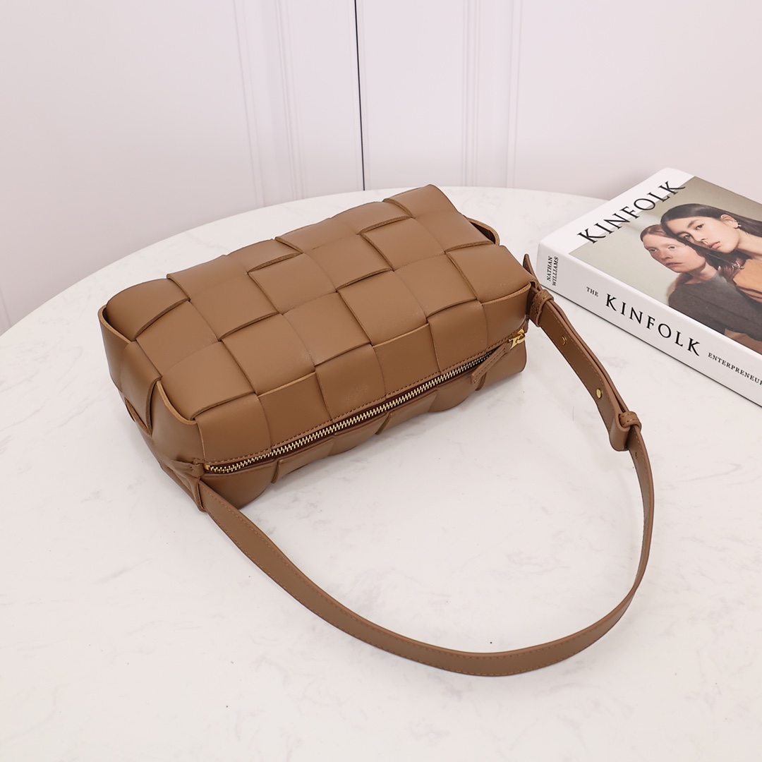 Bottega Veneta Brick Cassette - PerfectKickZ