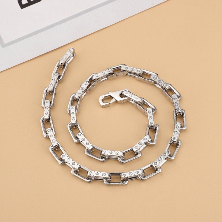 Louis Vuitton Monogram Chain Necklace     M00307 - PerfectKickZ