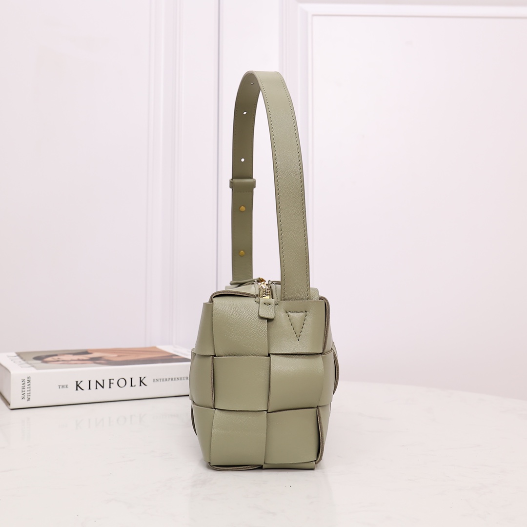 Bottega Veneta Brick Cassette - PerfectKickZ