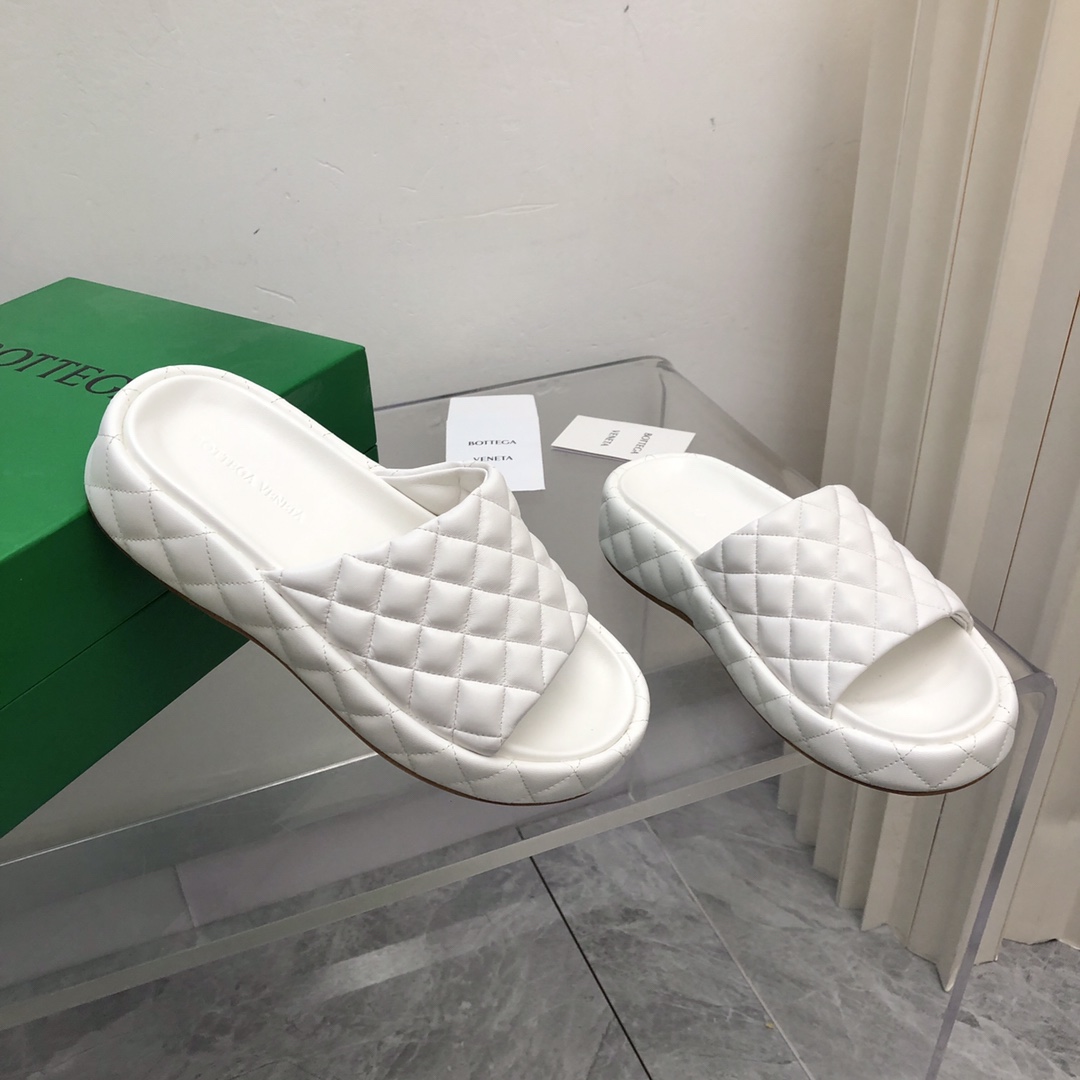 Bottega Veneta Padded  - PerfectKickZ