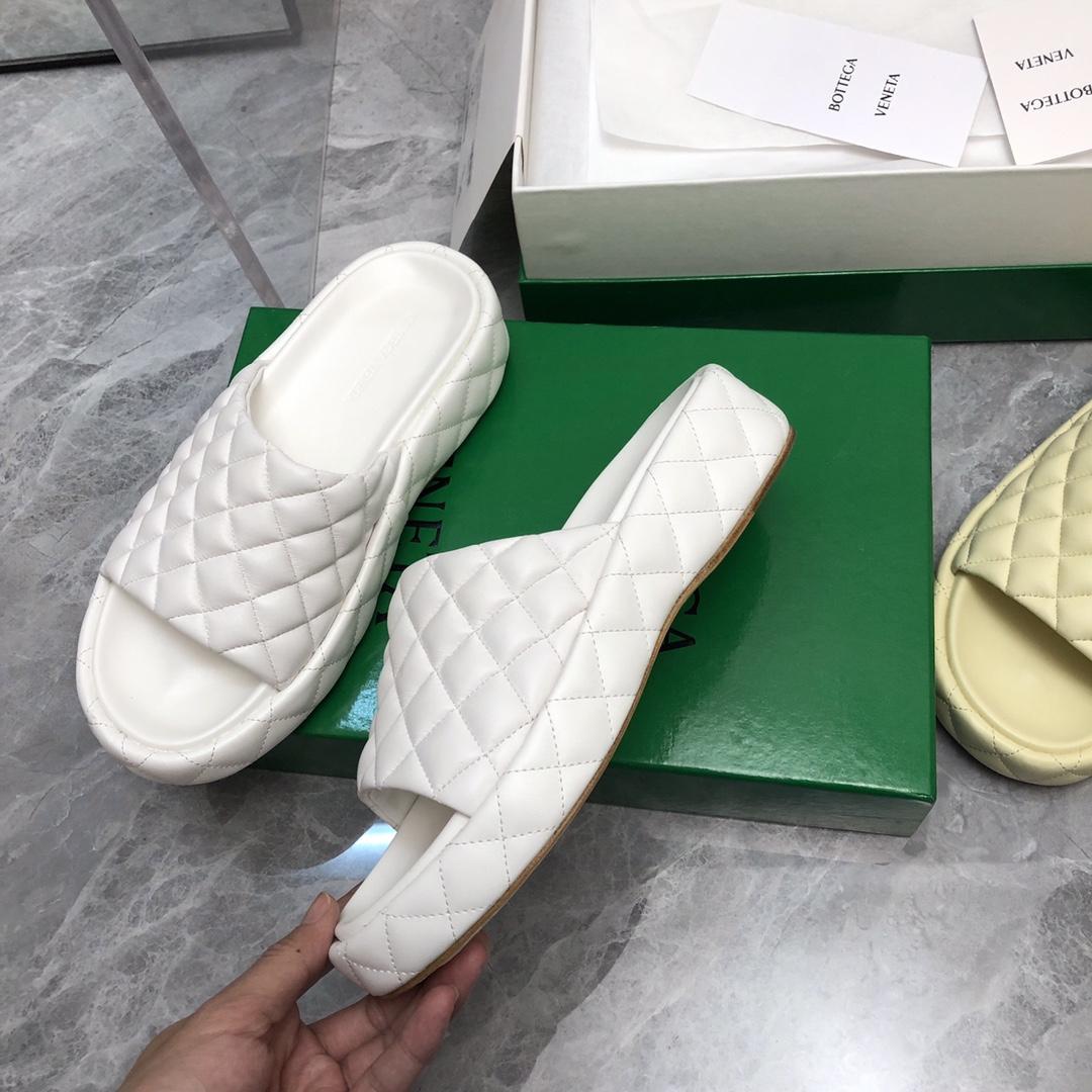 Bottega Veneta Padded  - PerfectKickZ