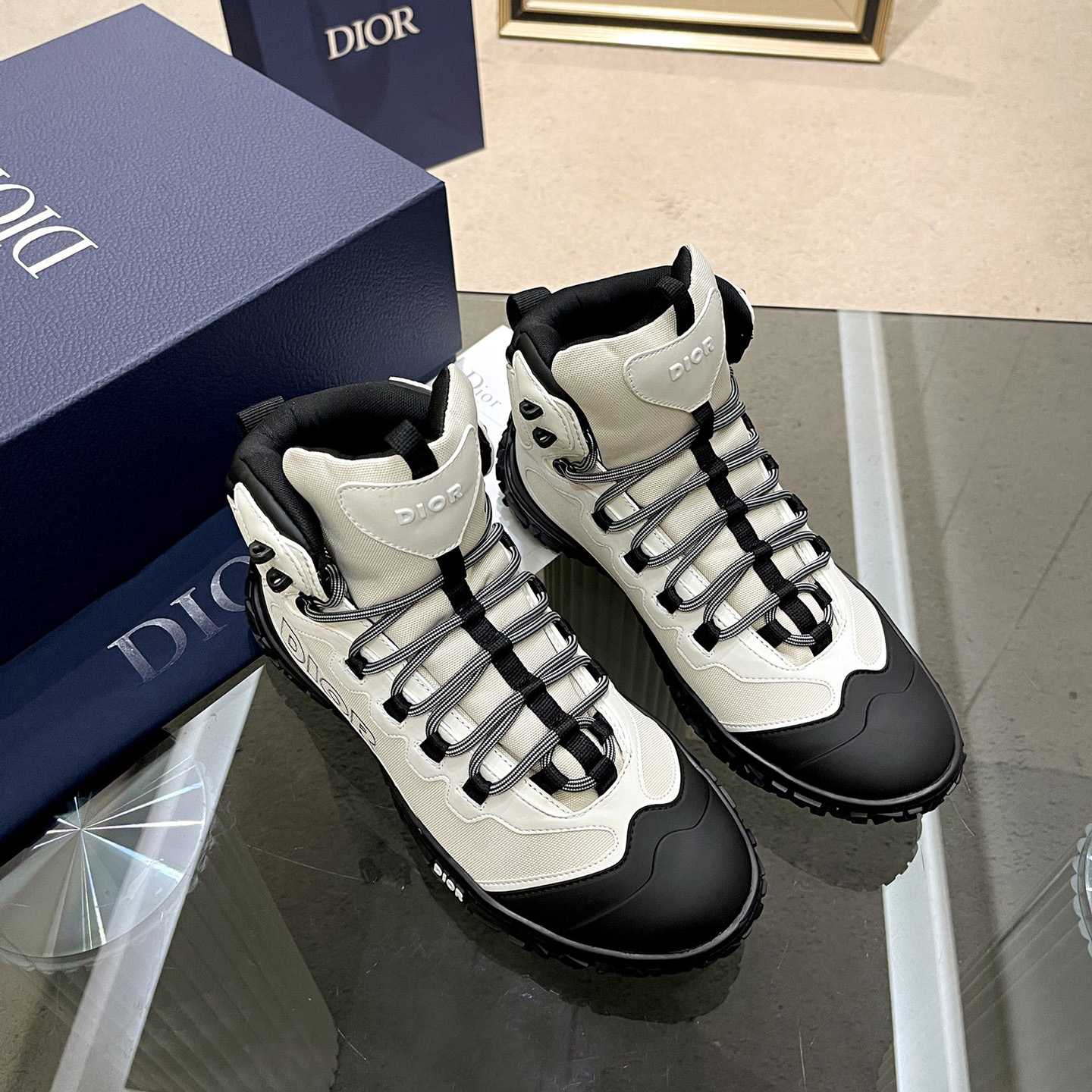 Dior  Diorizon Hiking Ankle Boot - PerfectKickZ