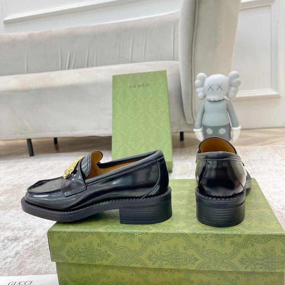 Gucci Women's Loafer With Interlocking G - PerfectKickZ