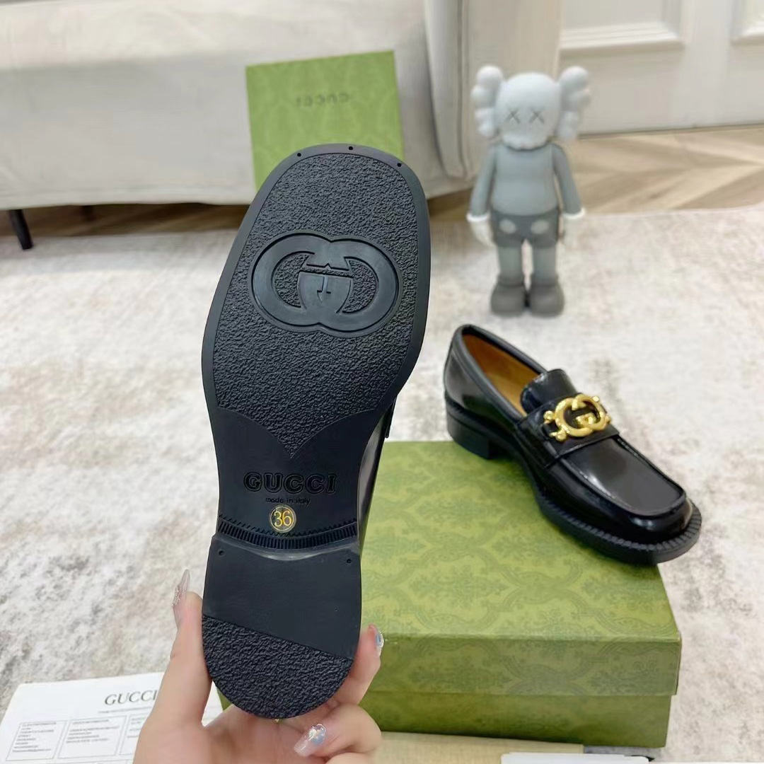Gucci Women's Loafer With Interlocking G - PerfectKickZ