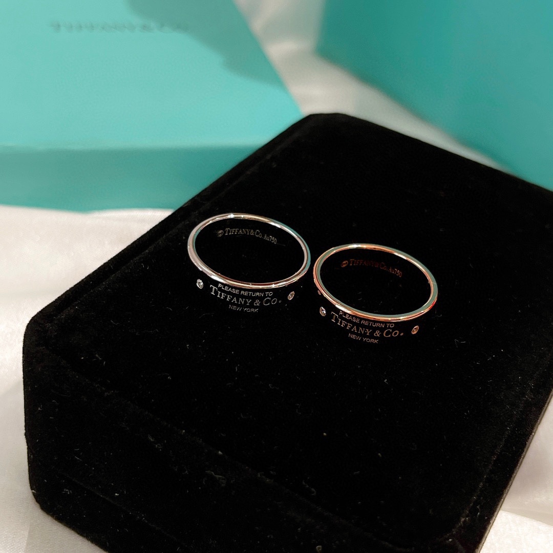 Tiffany&CO Narrow Ring With Diamonds - 