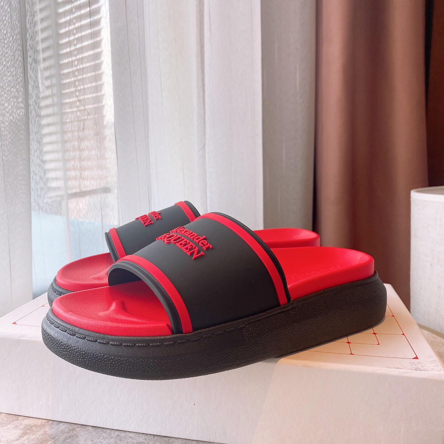 Alexander Mqueen Oversized Hybrid Signature Slide In Black - PerfectKickZ