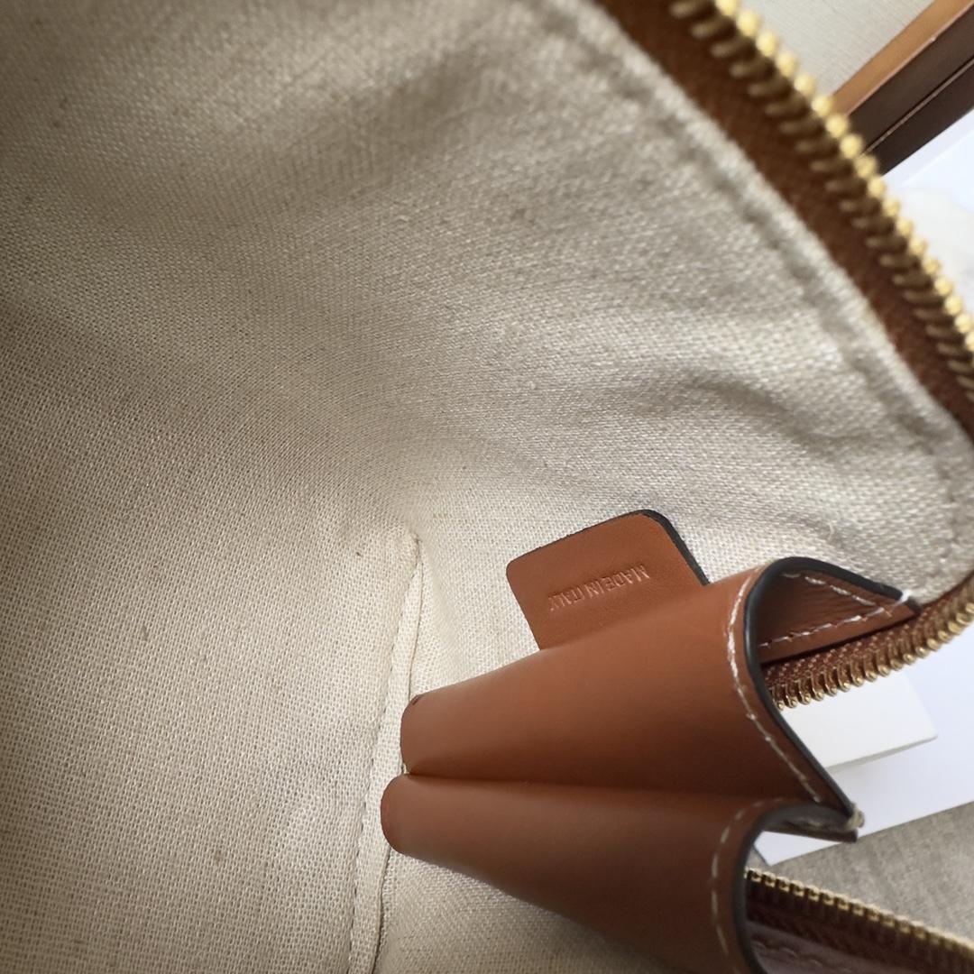 Celine Clutch On Chain Cuir Triomphe Natural / Tan - PerfectKickZ