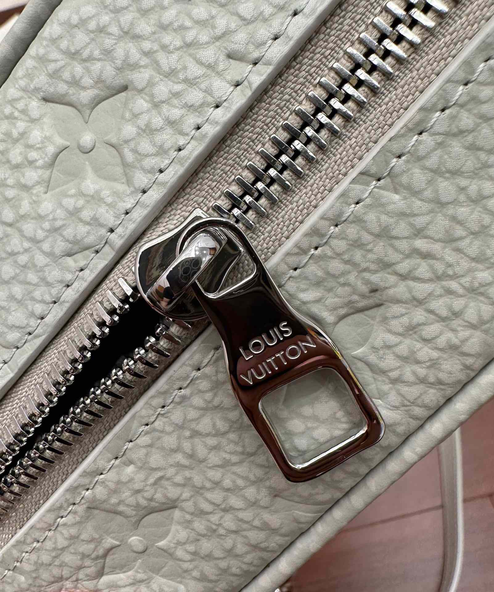 Louis Vuitton Mini Soft Trunk(18.5-13-8cm) M81606 - PerfectKickZ
