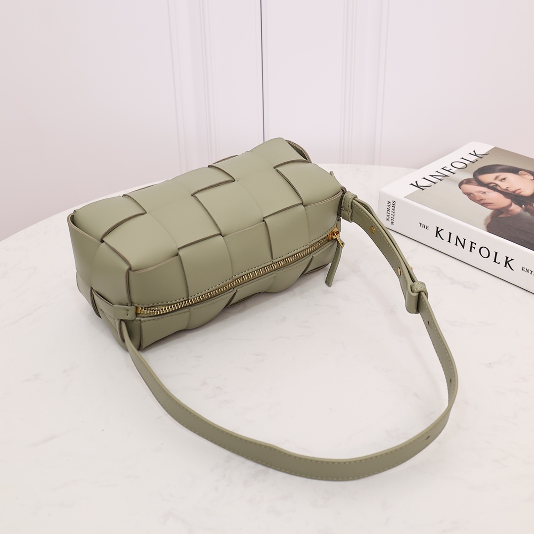 Bottega Veneta Small Brick Cassette - PerfectKickZ