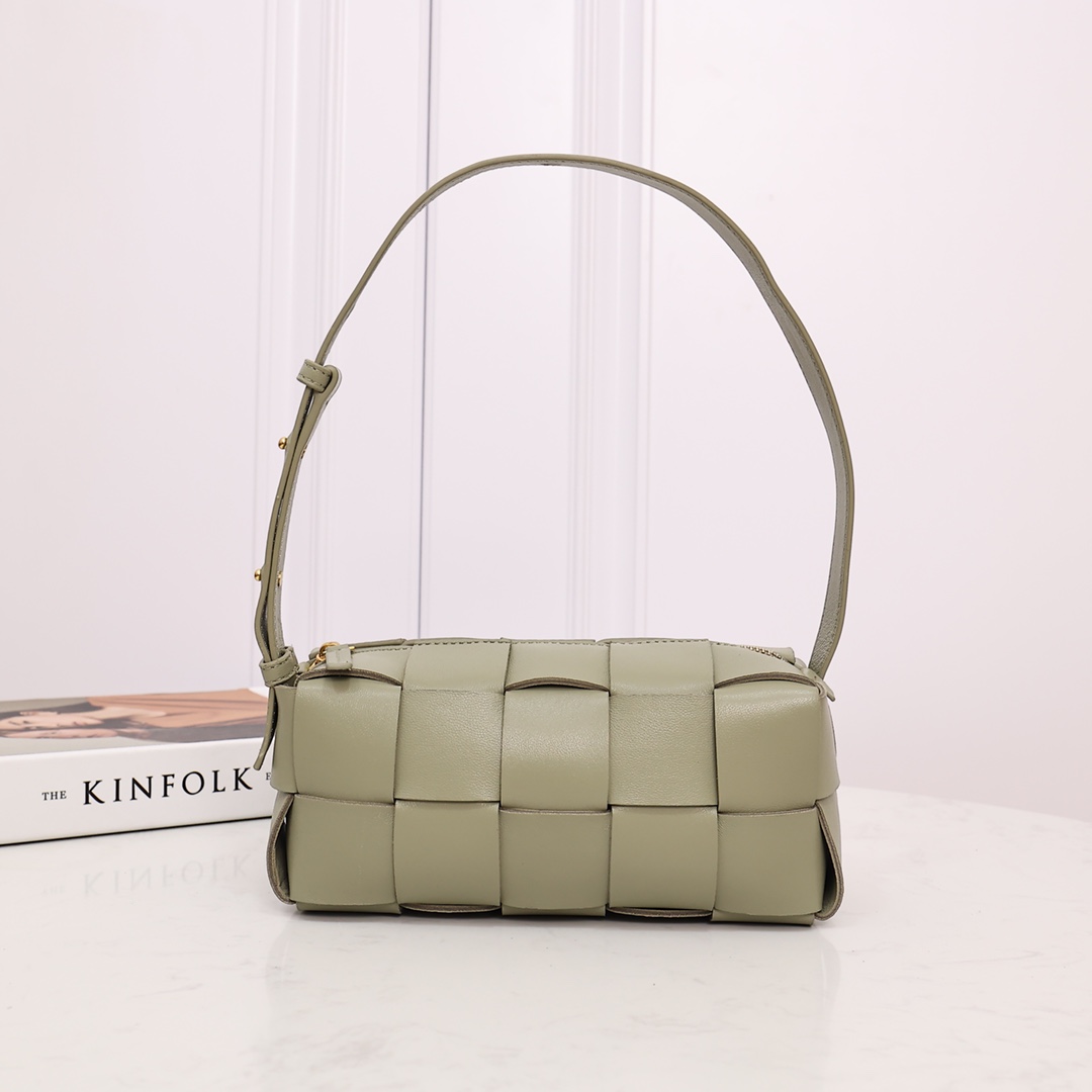 Bottega Veneta Small Brick Cassette - PerfectKickZ
