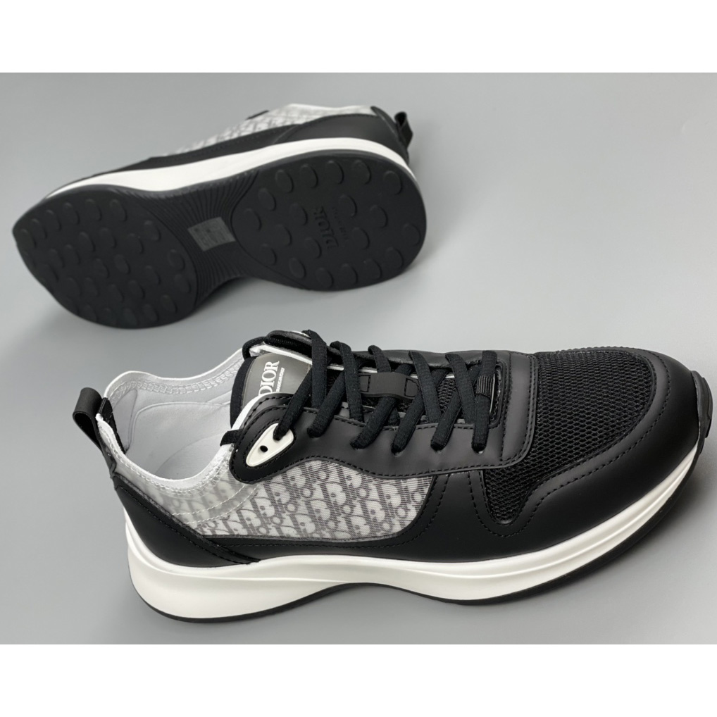 Dior B25 Runner Sneaker - PerfectKickZ