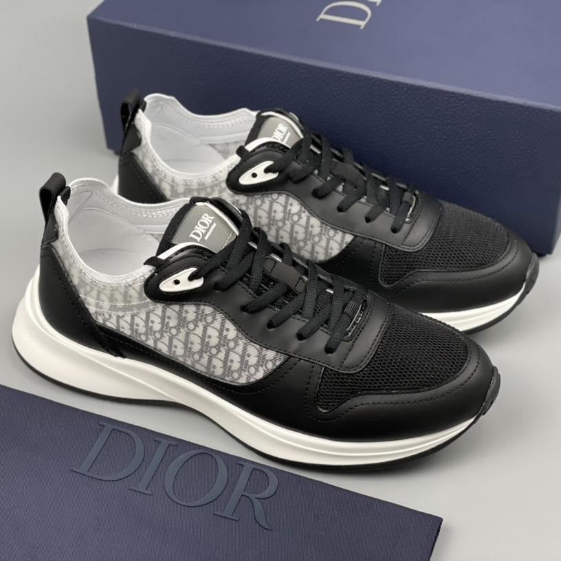 Dior B25 Runner Sneaker - PerfectKickZ