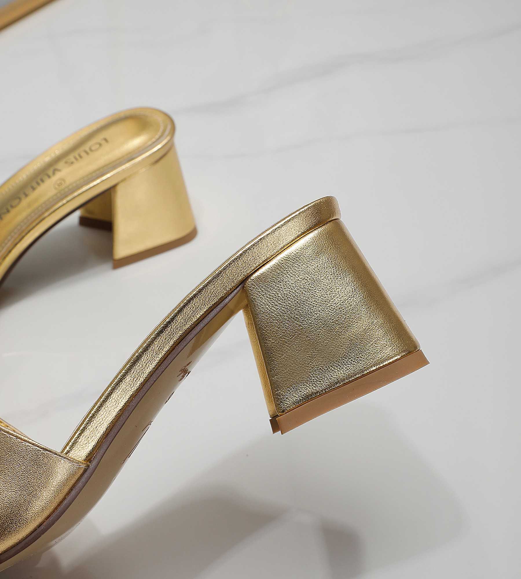 Louis Vuitton Shake Mule     1AB2PD - PerfectKickZ