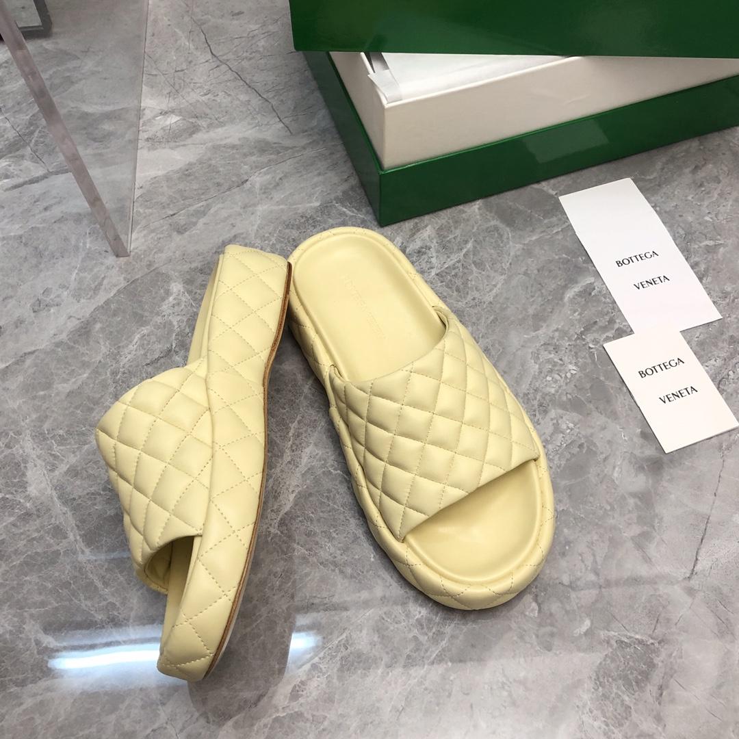 Bottega Veneta Padded  - PerfectKickZ