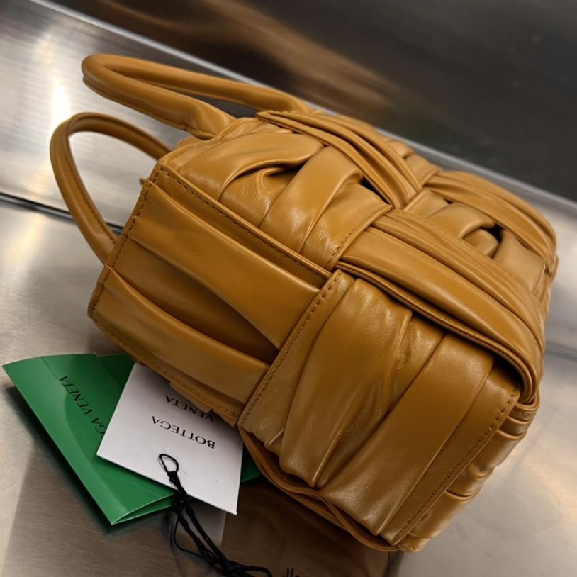 Bottega Veneta Mini Arco Tote Bag - PerfectKickZ