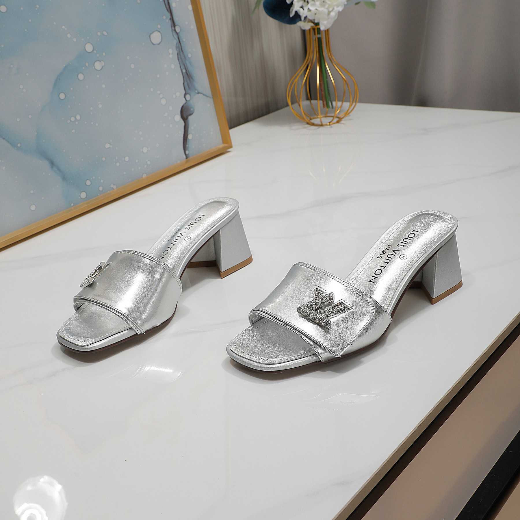 Louis Vuitton Shake Mule     1AB2PD - PerfectKickZ