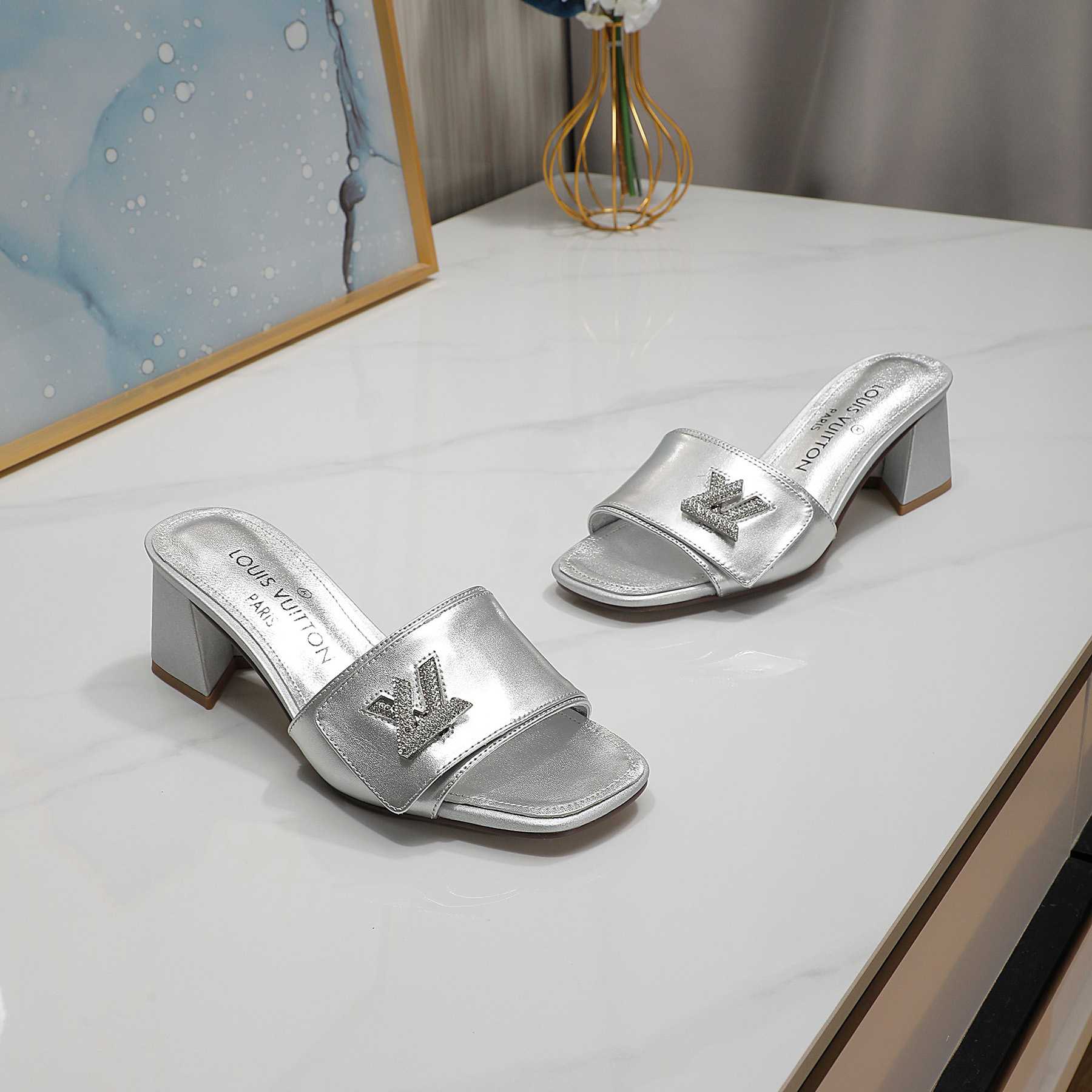 Louis Vuitton Shake Mule     1AB2PD - PerfectKickZ