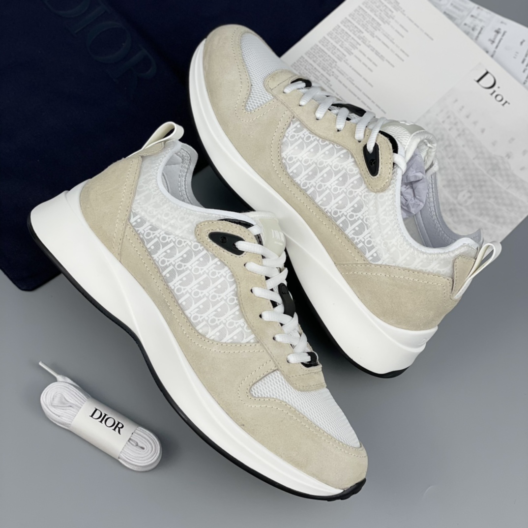 Dior B25 Runner Sneaker - PerfectKickZ