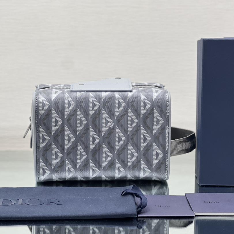 Dior Lingot Toiletry Case - PerfectKickZ