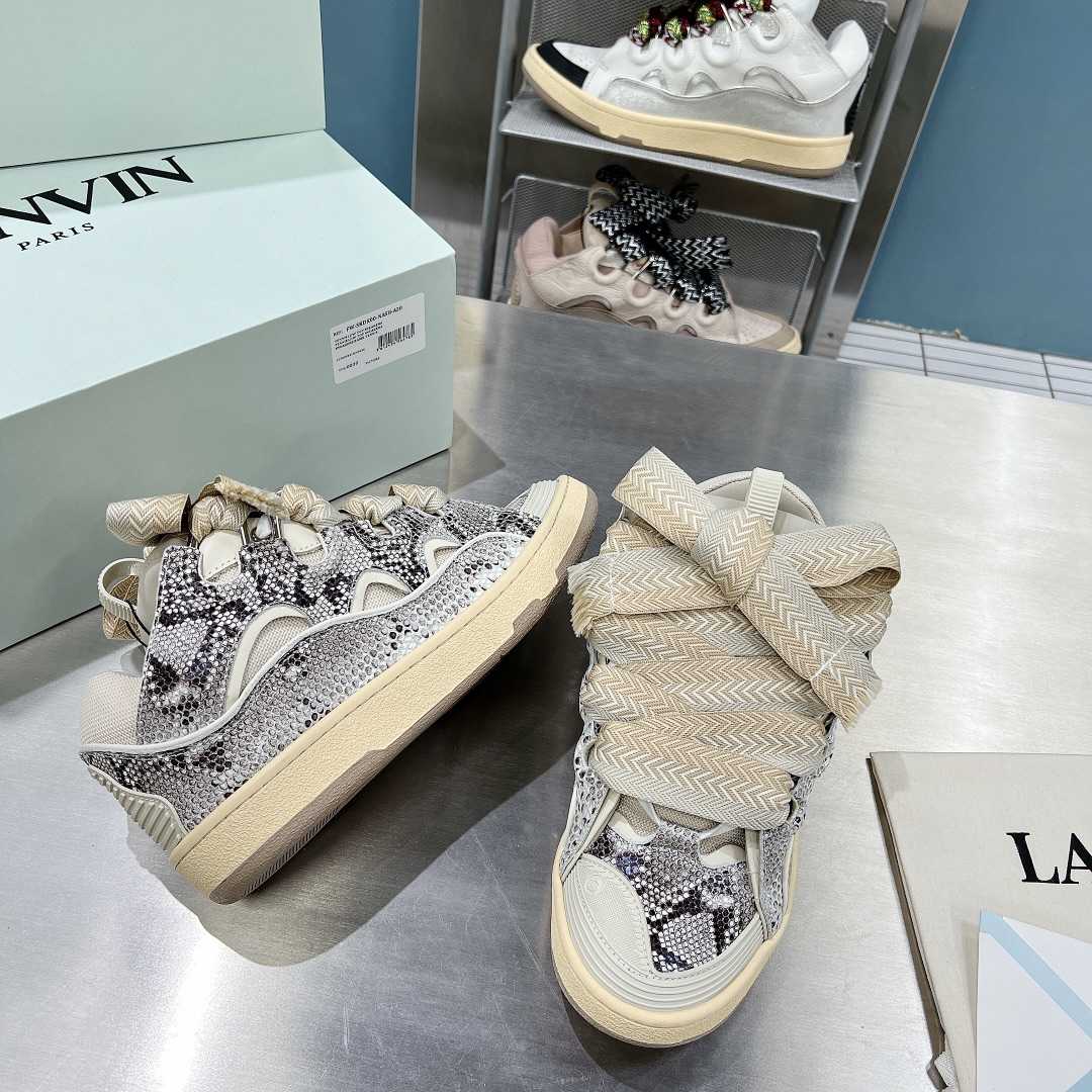 Lanvin Curb Low-Top Sneakers - PerfectKickZ