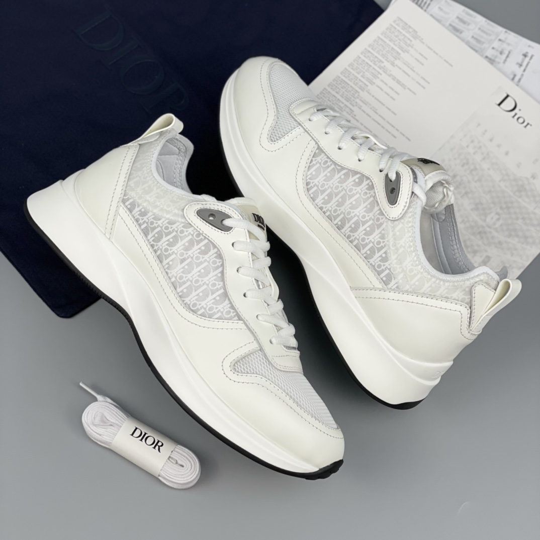 Dior B25 Runner Sneaker - PerfectKickZ