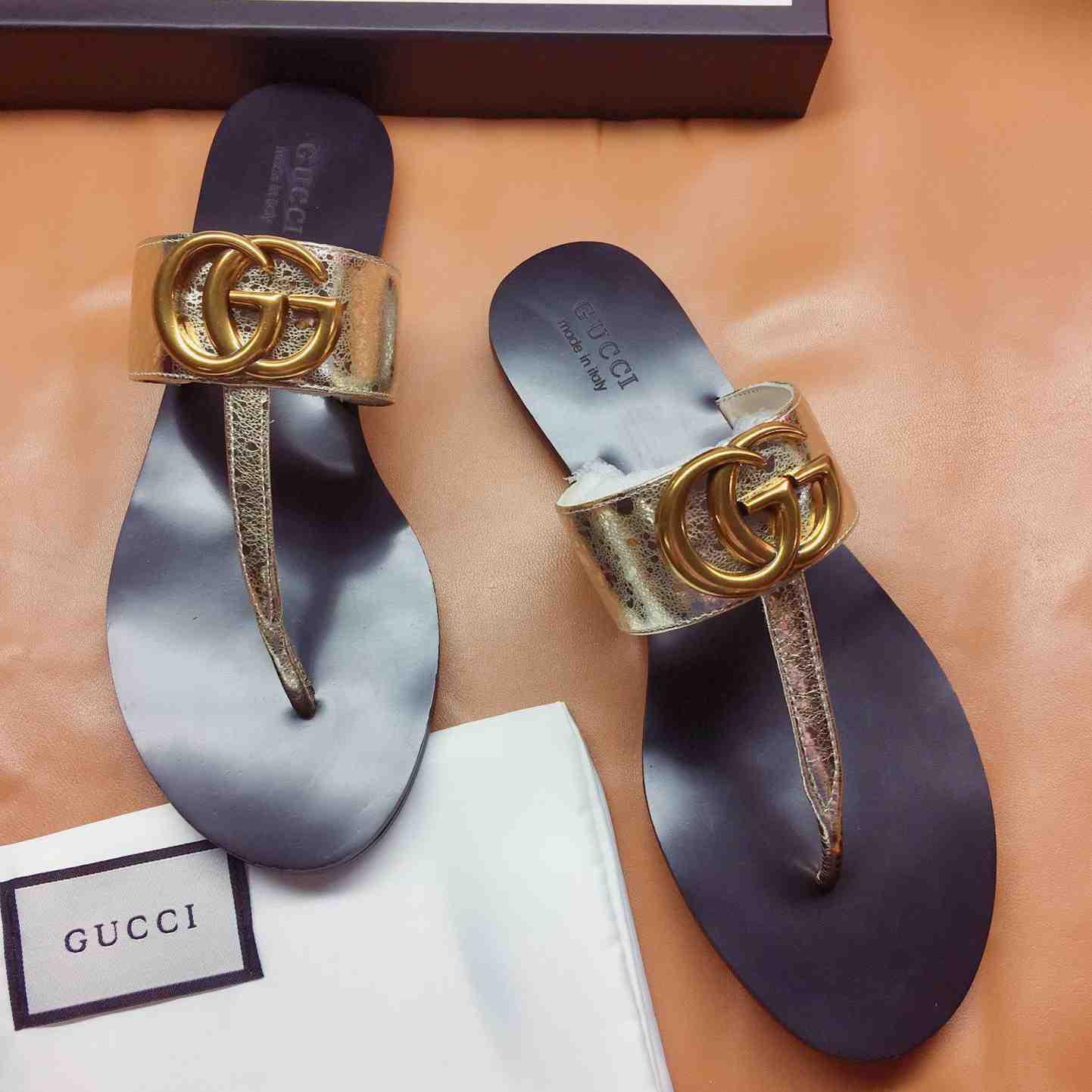 Gucci Marmont Leather Platform Sandals - PerfectKickZ