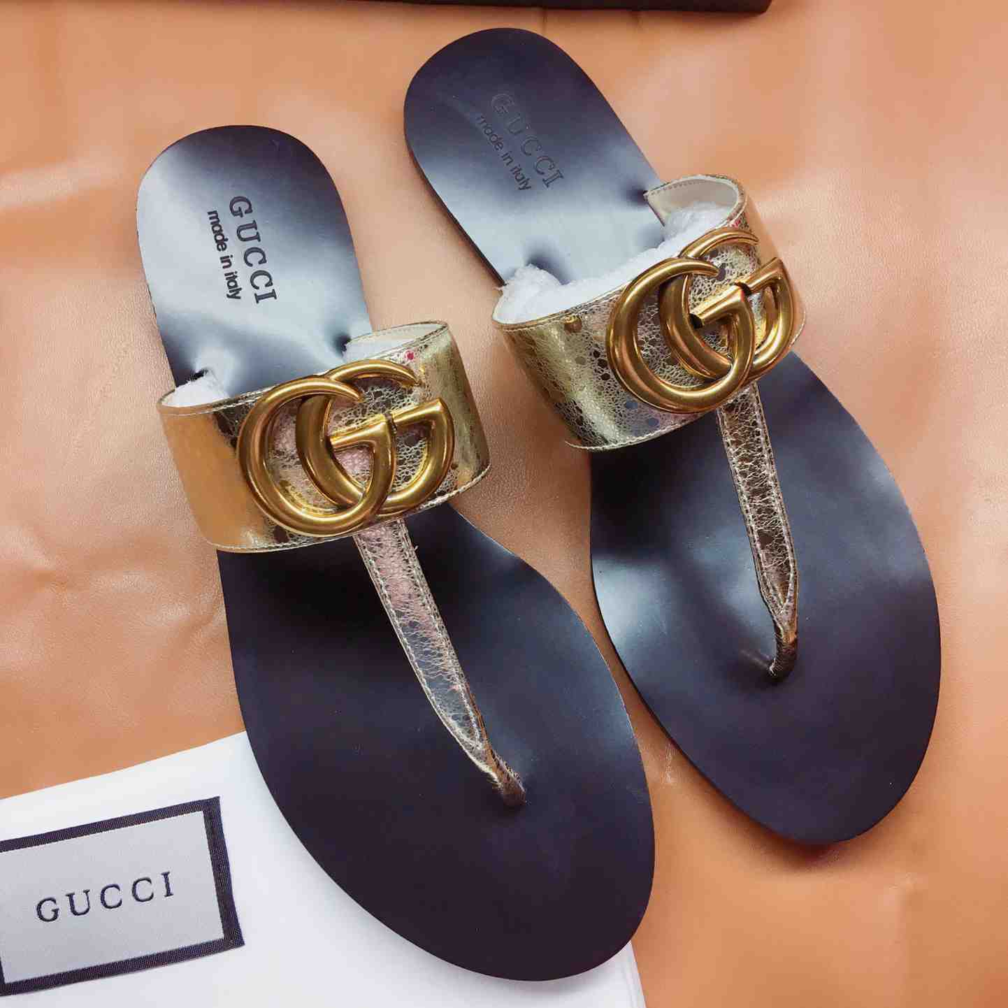 Gucci Marmont Leather Platform Sandals - PerfectKickZ