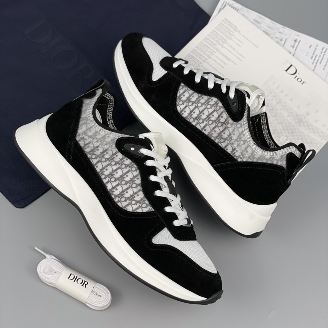 Dior B25 Runner Sneaker - PerfectKickZ