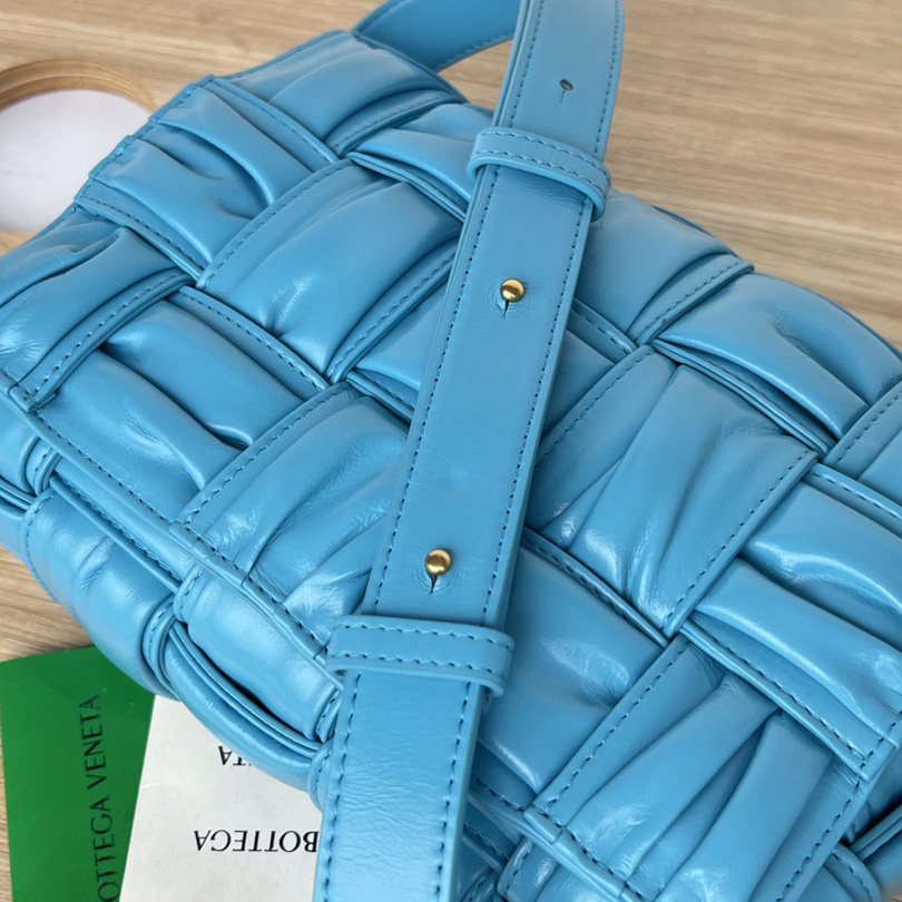 Bottega Veneta Cassette Foulard Intreccio Leather Cross-Body Bag - PerfectKickZ