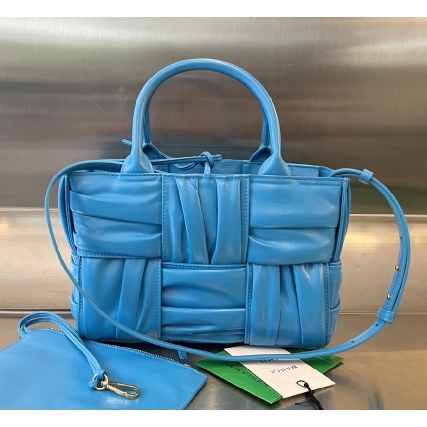 Bottega Veneta Mini Arco Tote Bag - PerfectKickZ