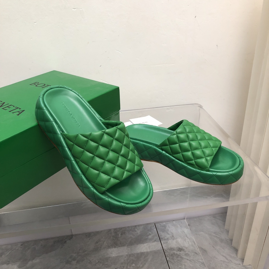 Bottega Veneta Padded  - PerfectKickZ