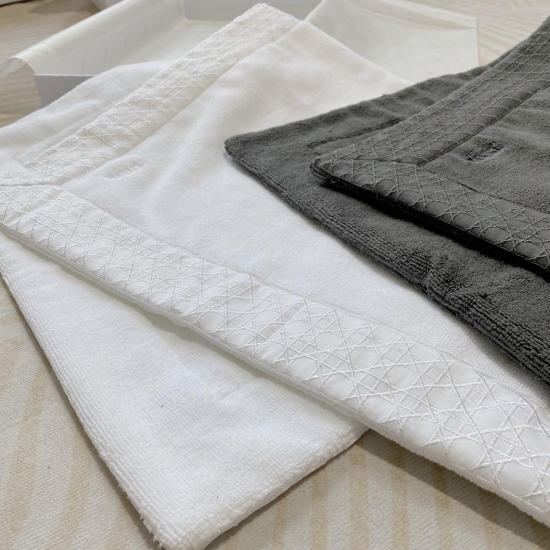 Dior Bath Mat - PerfectKickZ