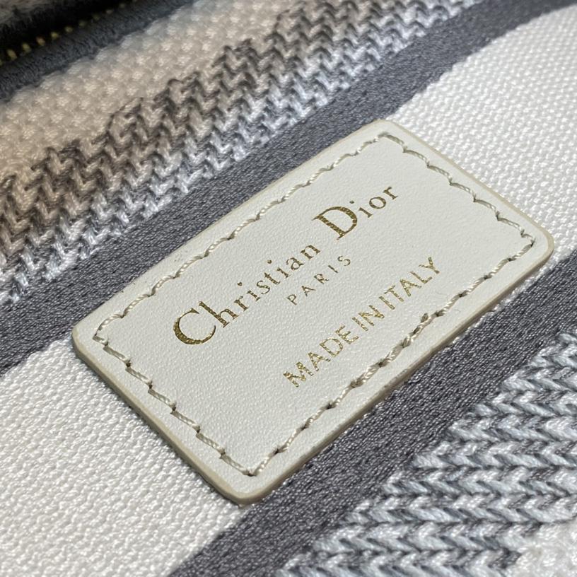 Dior Medium Lady D-lite Bag - PerfectKickZ